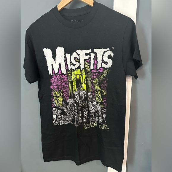 Tops - Misfits shirt
